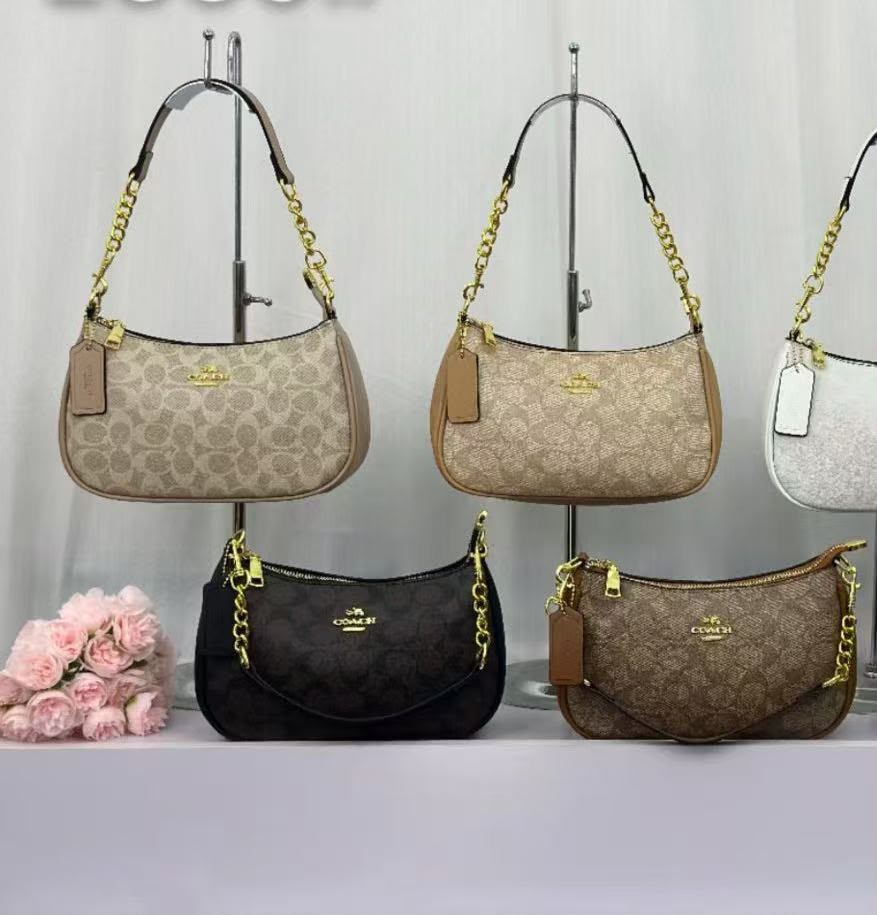 Coach-Style Signature Canvas Shoulder Bag with Chain Strap – Women’s Designer Handbag